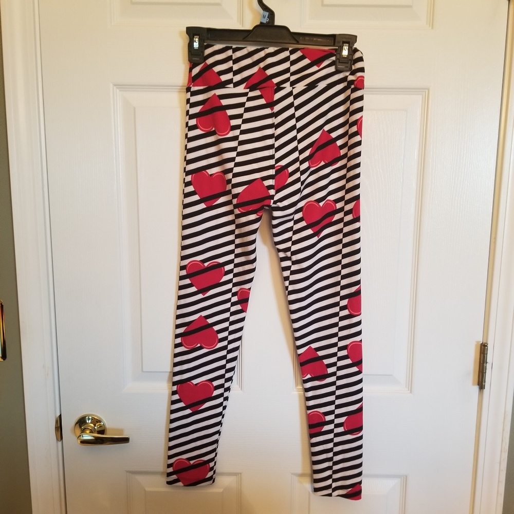 LulaRoe Valentines one size leggings